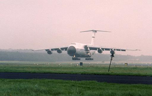 1985-10 C5 Galaxy.jpg